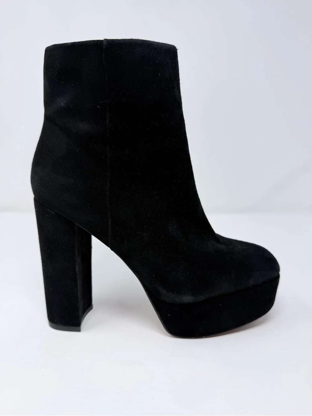 Vince Camuto Leslieon Black Suede Platform Ankle Boots Size 7.5 Block Heel